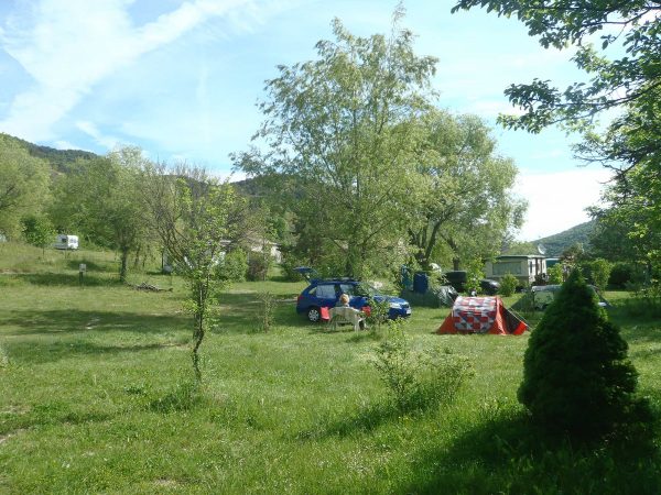 emplacement camping orange